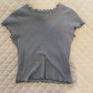 BLUE AND WHITE CROPPED TEE🤍🩵